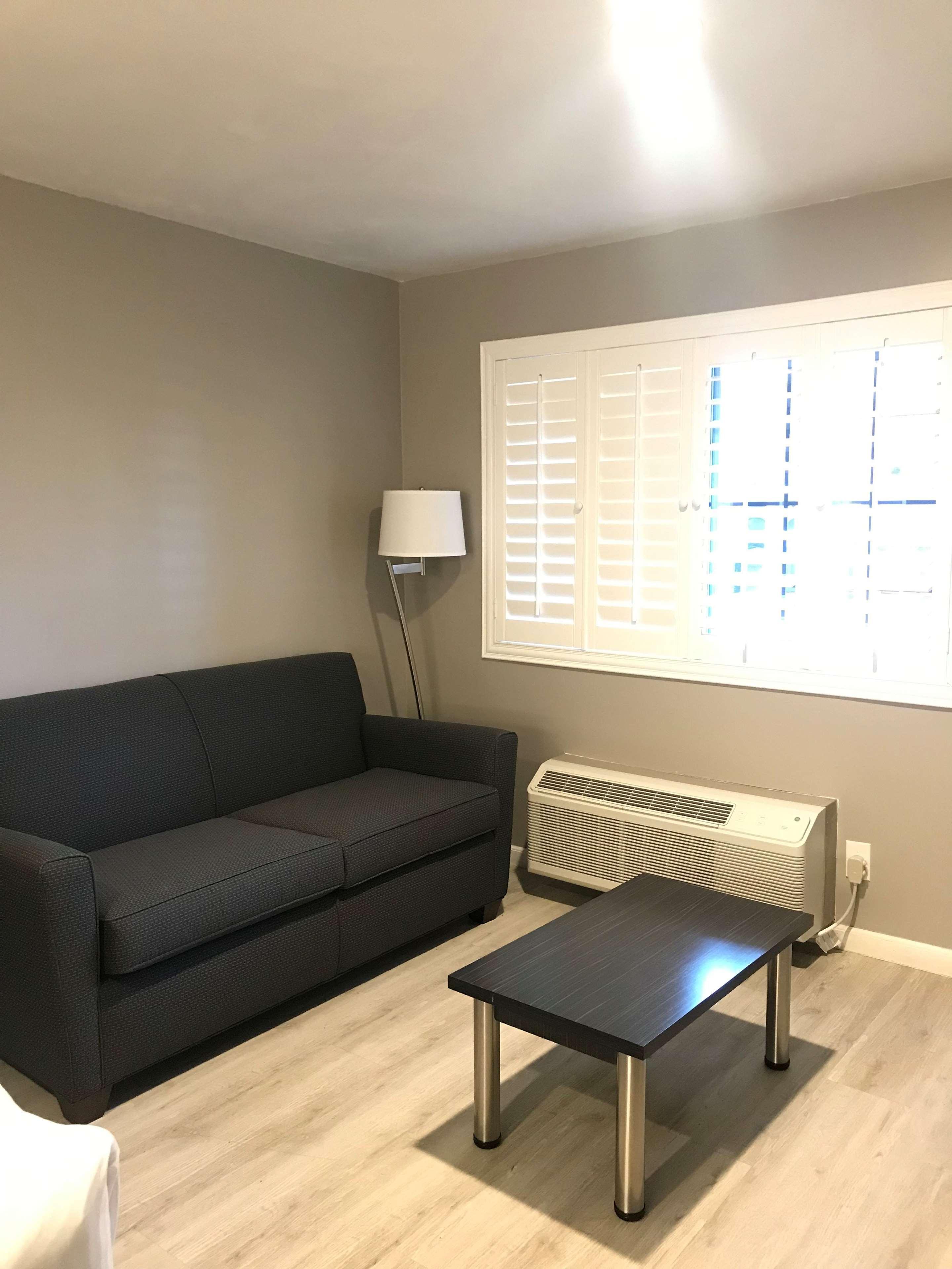 Surestay By Western Silicon Valley Hotel 3*